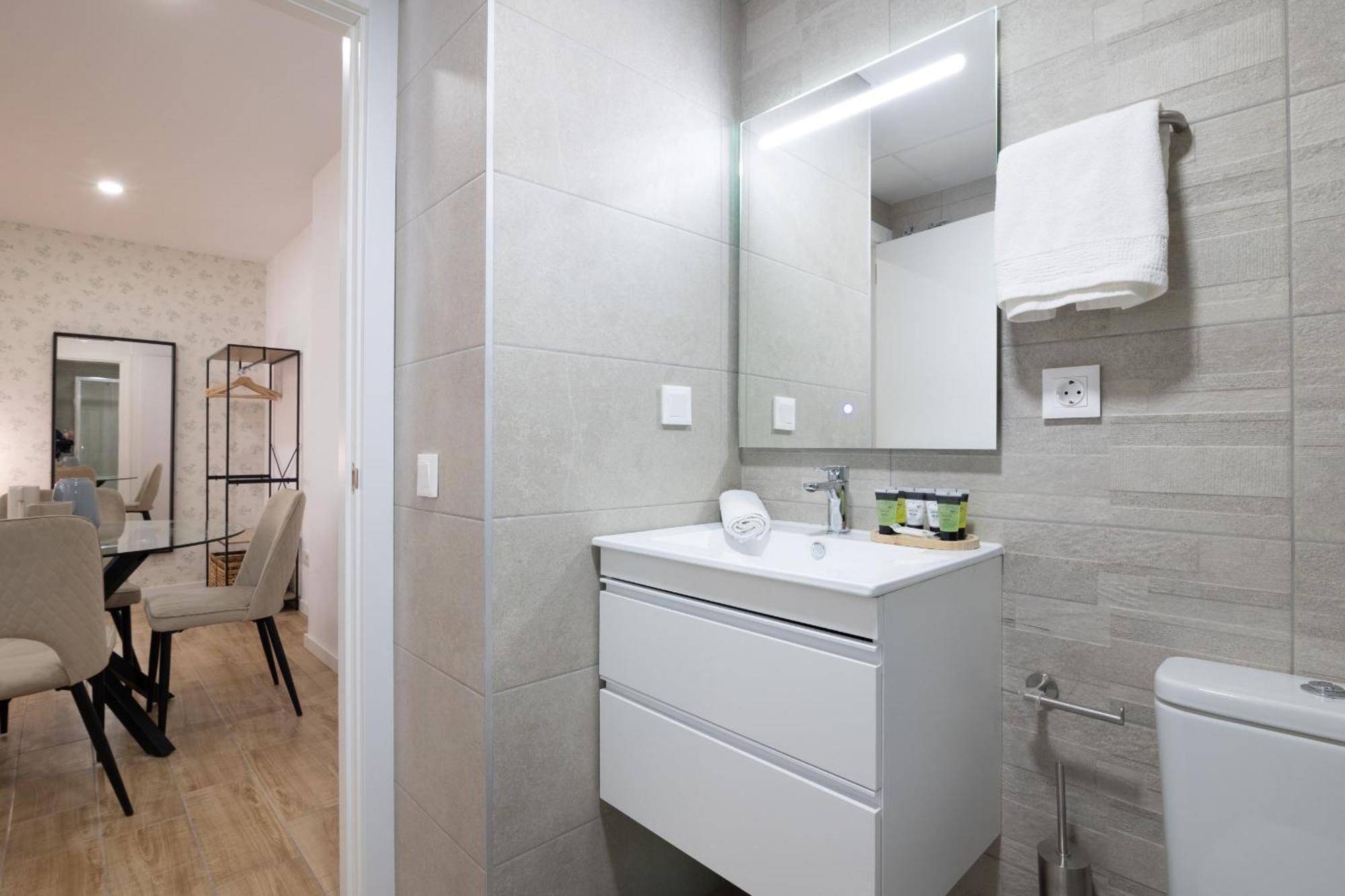 Dormforyou Arena Standard Валенсія Екстер'єр фото