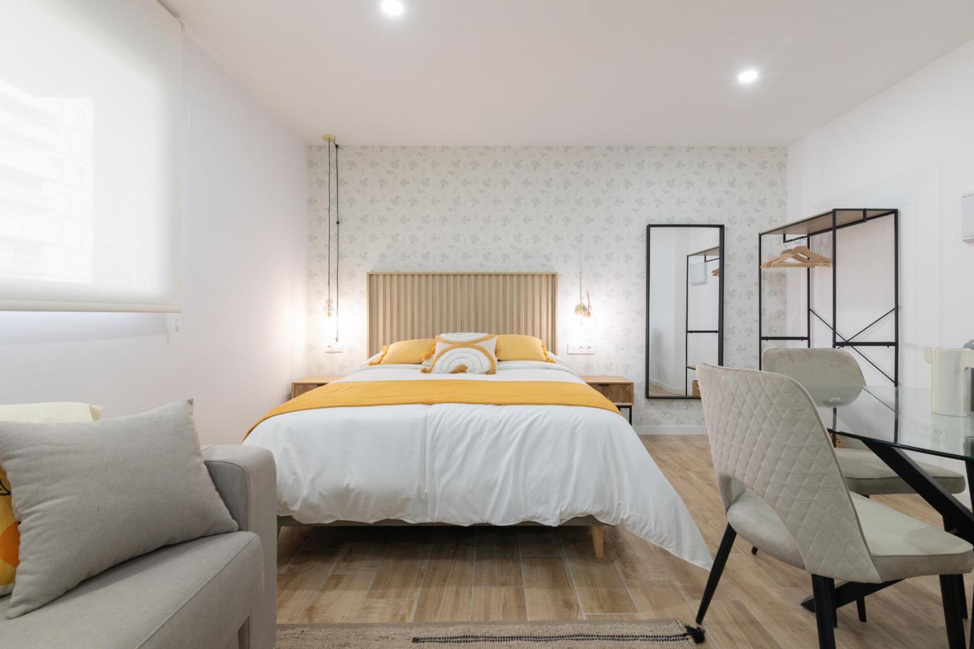 Dormforyou Arena Standard Валенсія Екстер'єр фото